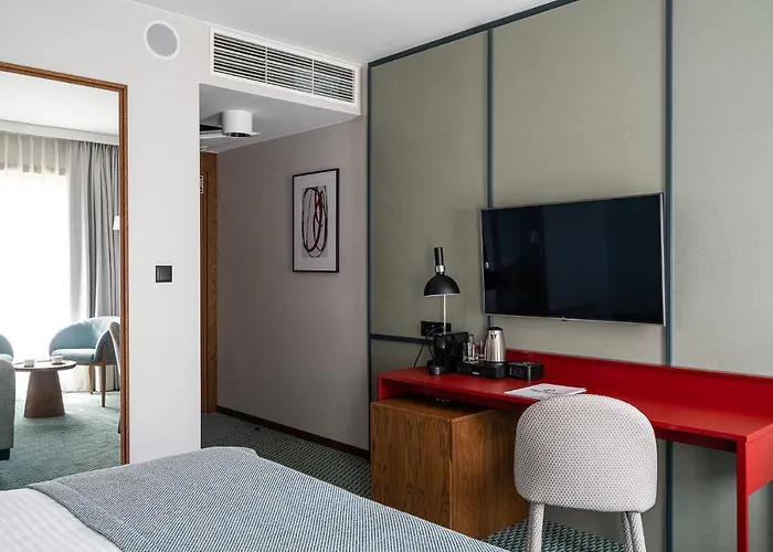 Aparthotel Rentplanet - Centrum 3*