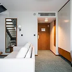 Ξενοδοχείο με διαμερίσματα Rentplanet - Centrum